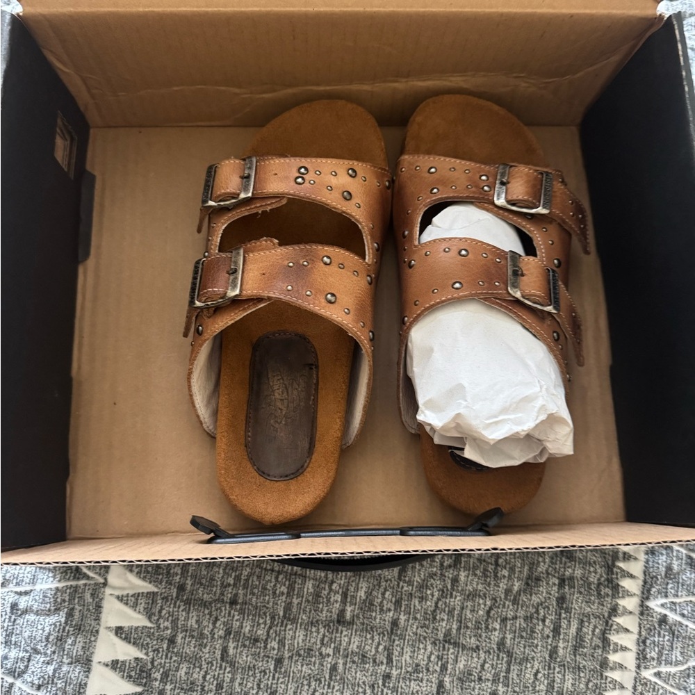 Freebird by Steven Brown Sandals